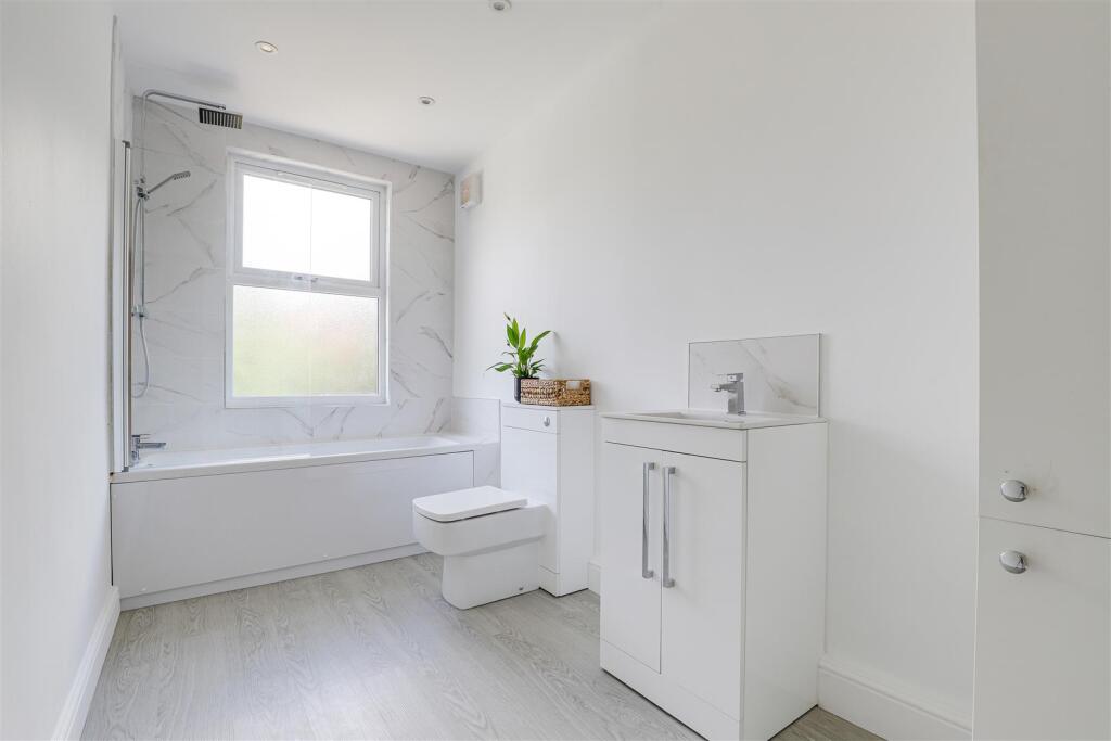 10854.jpg
