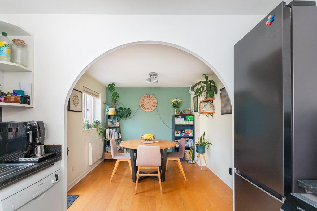 4W0CSI - Kitchen C.jpg