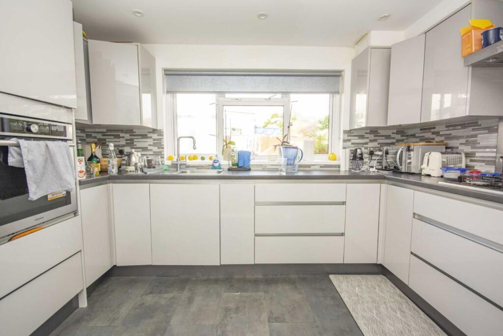 Davidson Frost-Wellings, DFW, Turner Road, Kitchen