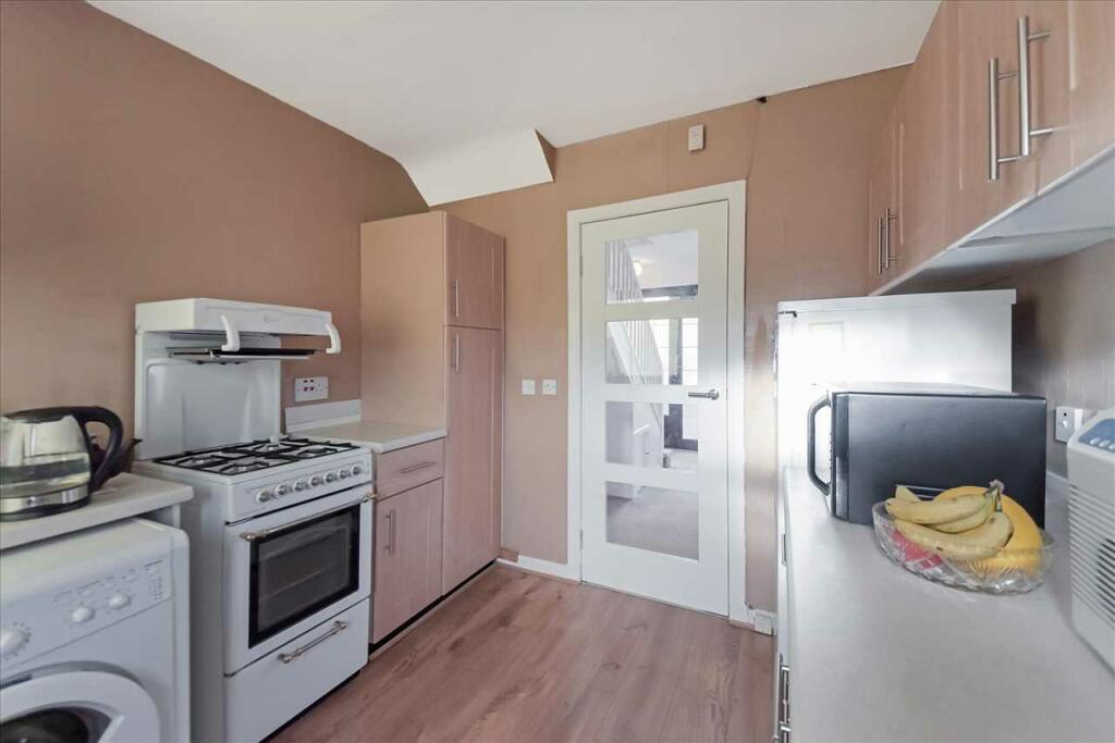 Kitchen (2)