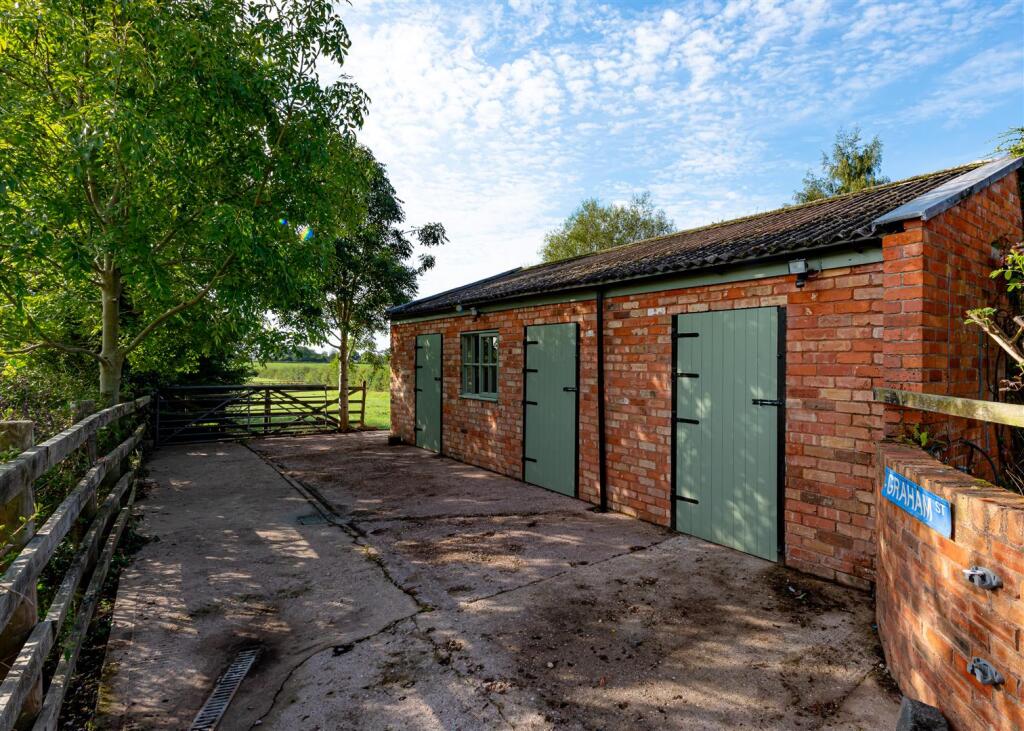 The Grove, Bradley-External-16.jpg