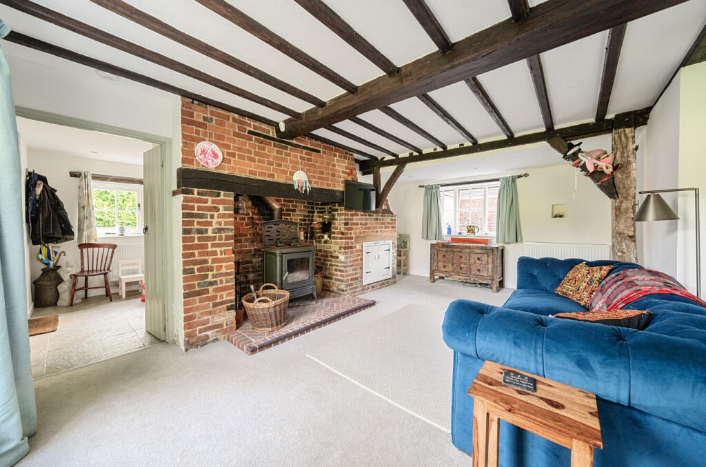 1295139-15-682cd4...