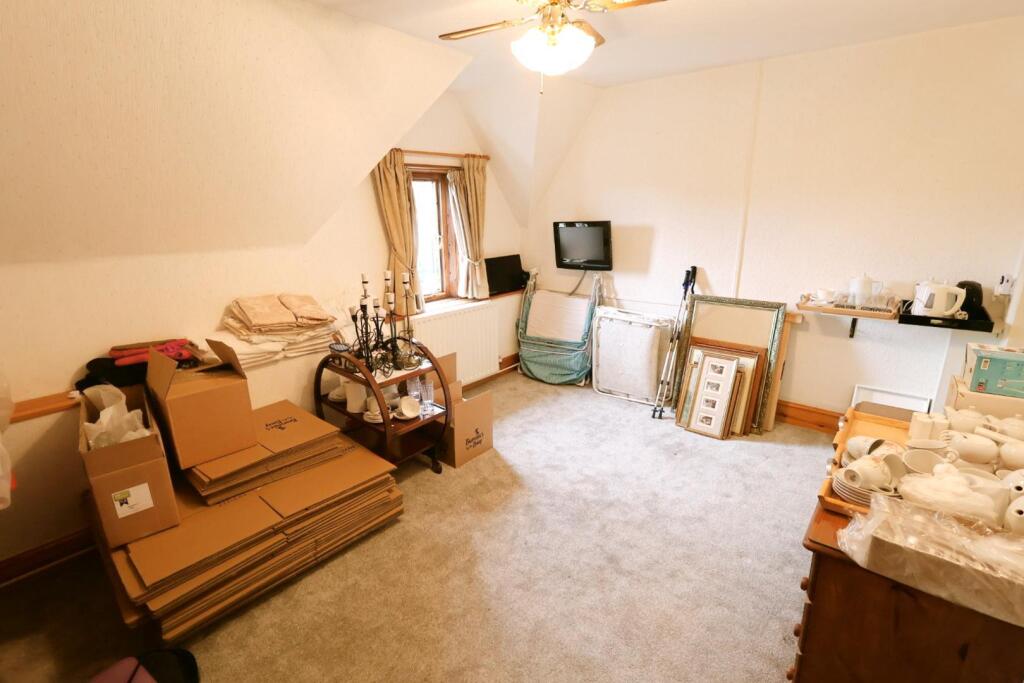 BEDROOM FIVE