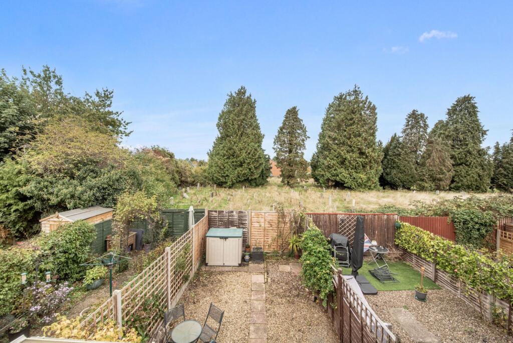 Rear 3 Redland Close