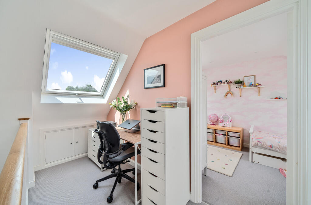 1300081-5-6837296...