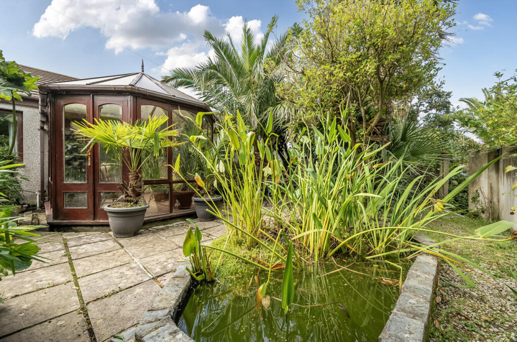 1346399-4-68bafd8...