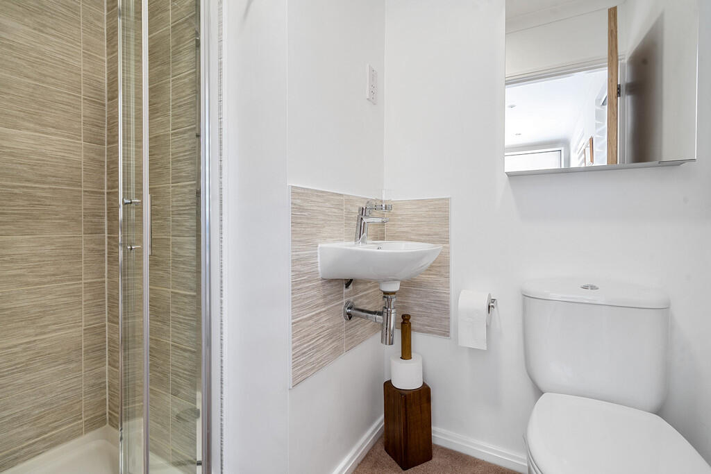 Ensuite Shower Ro...