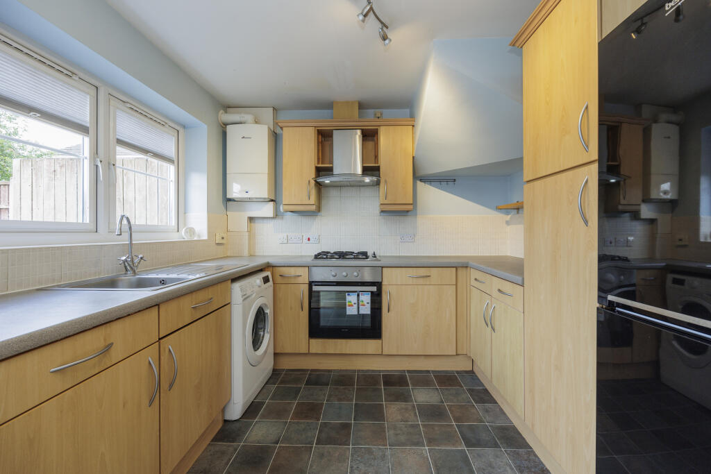 98 Blenheim close-19