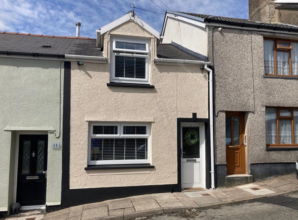 01875 564424