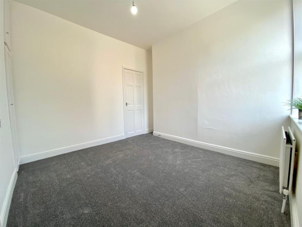 Bramleys Estate Agents - Cowcliffe Hill Road - Hud