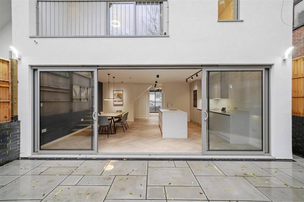 1 Acorn Close - MXbYtr6xMOCfXnXLjRan.jpg