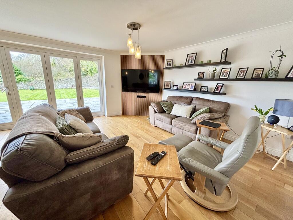 Kitchen/Open Plan Living Room