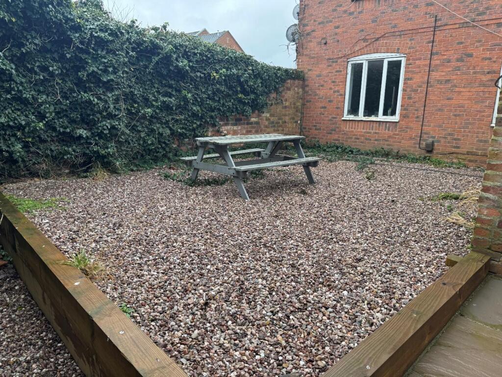 shared courtyard.jpg