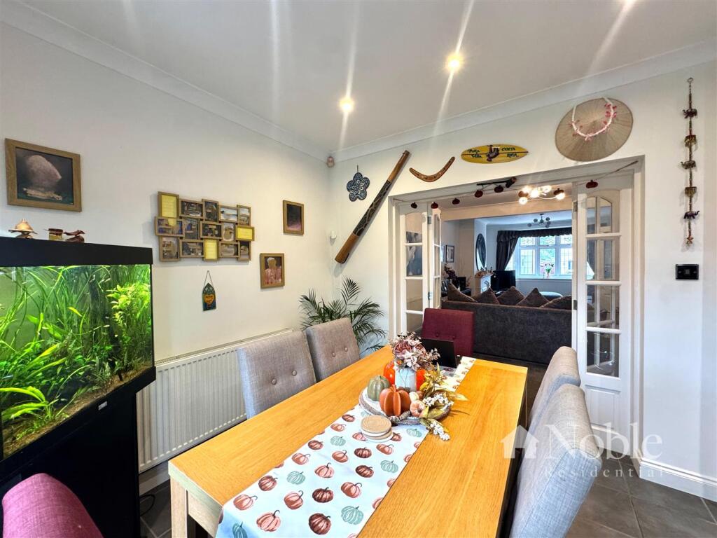Kitchen/Dining Room