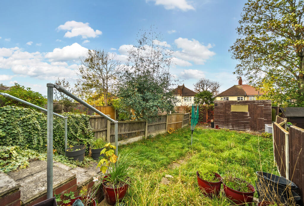 1375748-11-690b29...