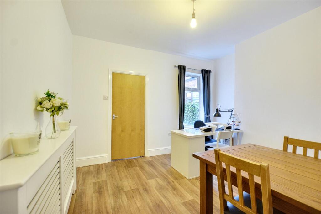 Dining Room_2.jpeg