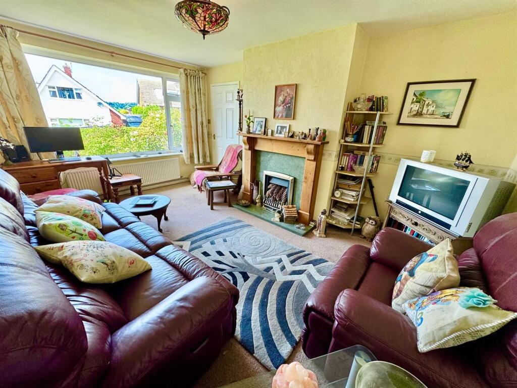 PHOTO-2025-05-20-21-58-39 (1).jpg