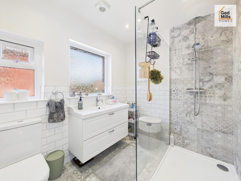 CAM04261G0-PR0118...