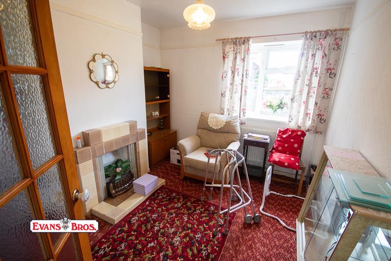 SITTING ROOM