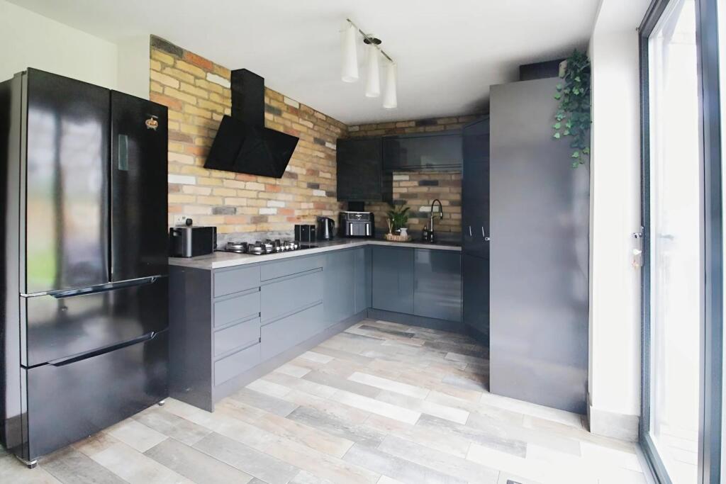 KITCHEN better image.jpeg