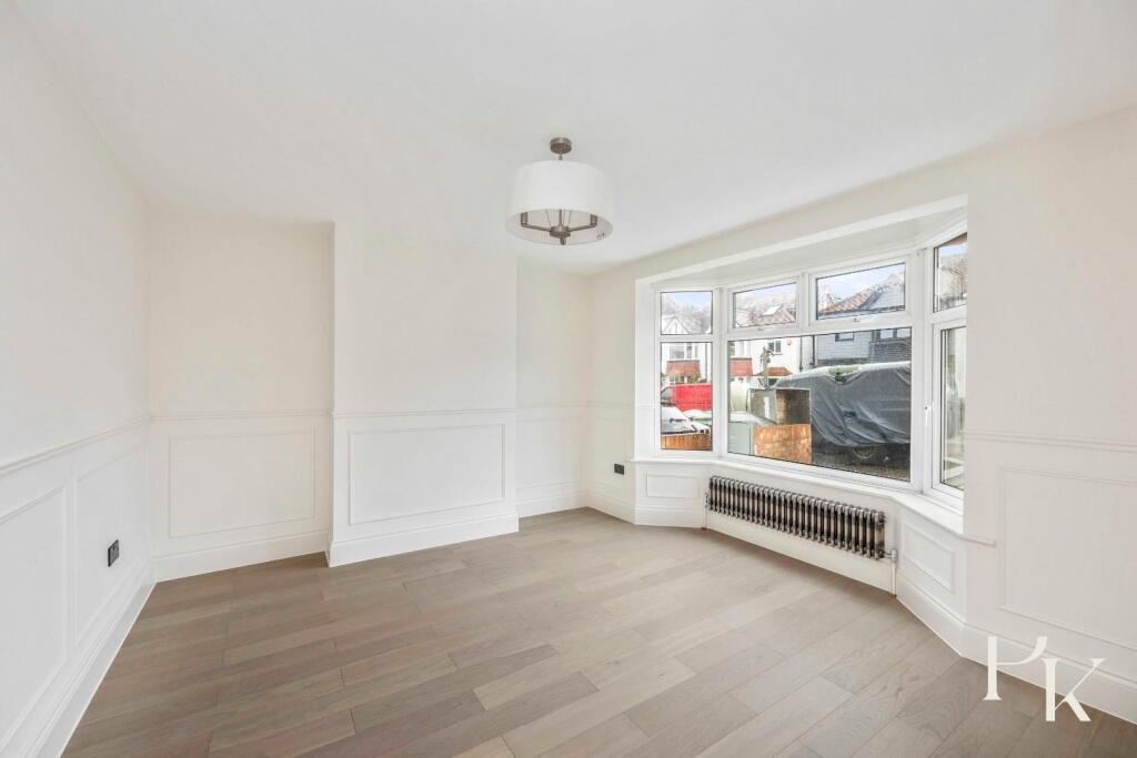 Amherst Crescent 23-015.JPG