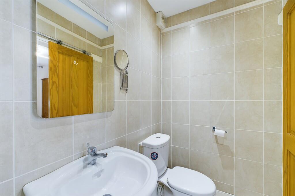 Ensuite