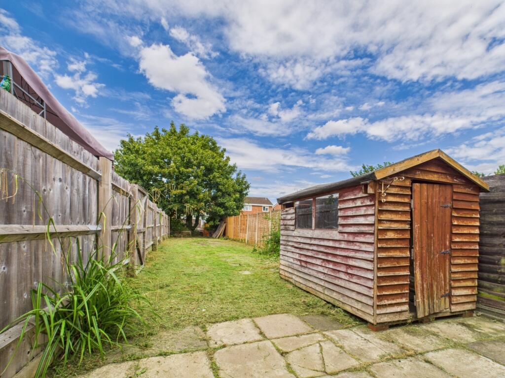 CAM01740G0-PR0422-STILL014