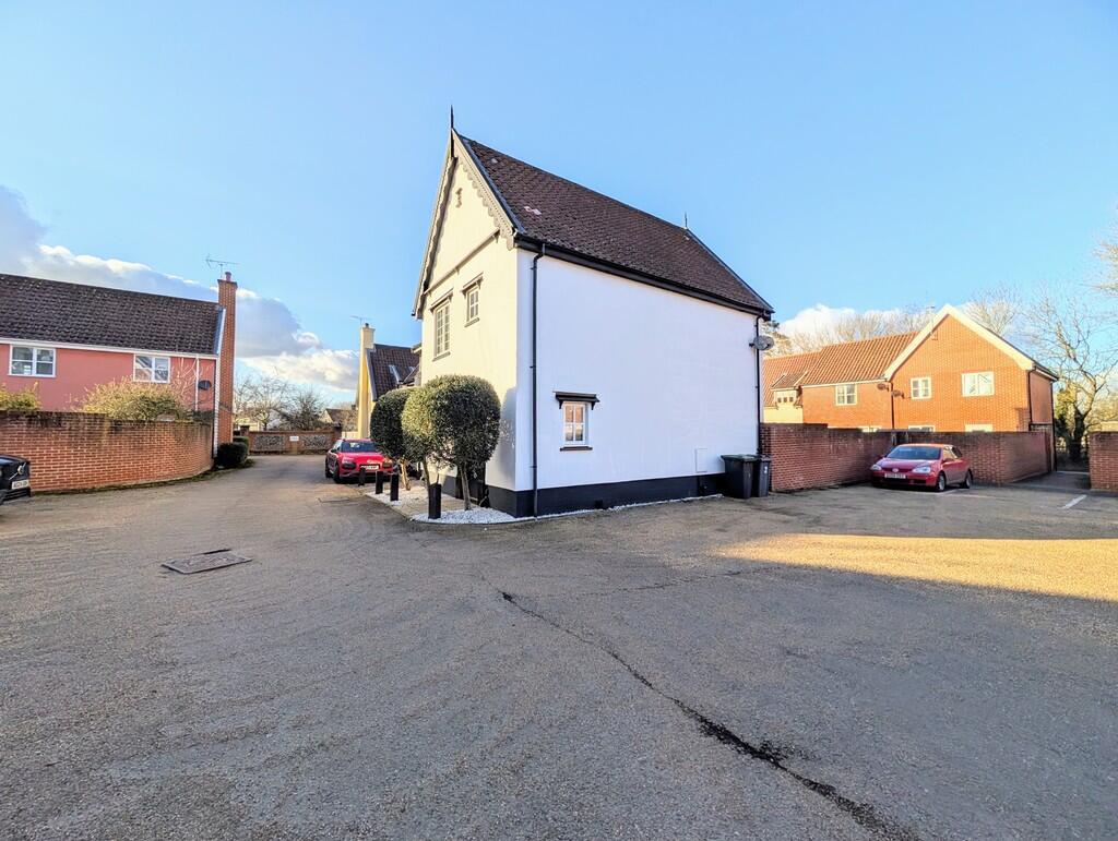 PXL_20250228_1556...