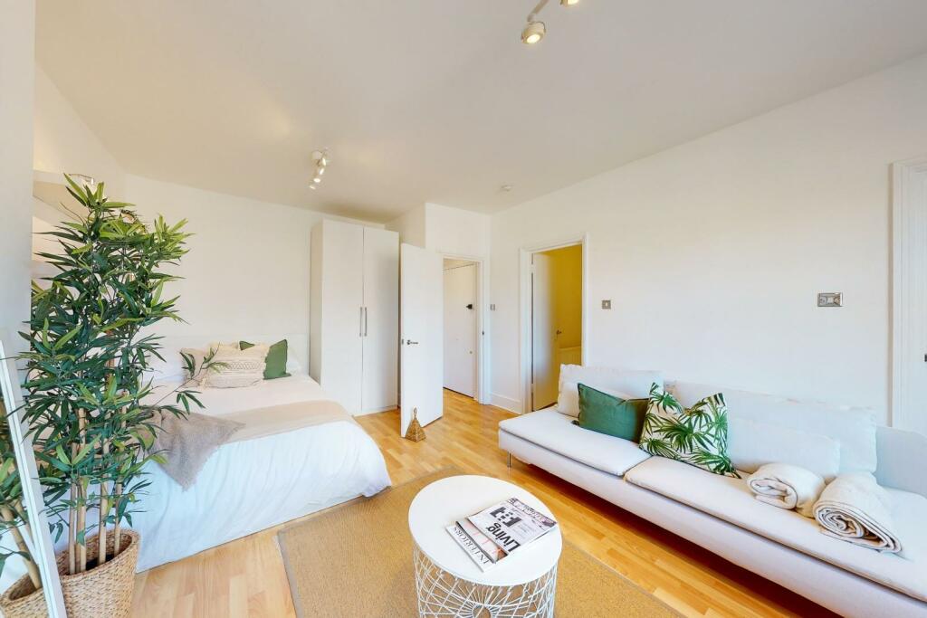 Flat-4-21-Nottingham-Place-3rd-Floor-06232021_0911
