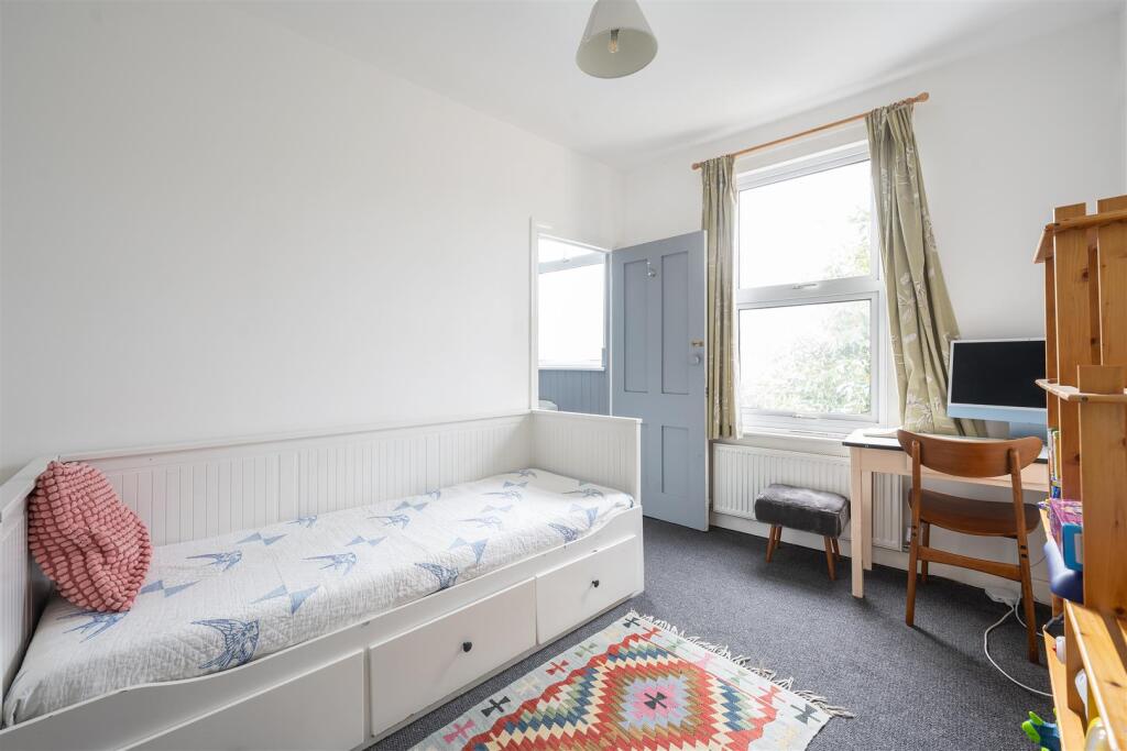 Higham Hill Road, E17