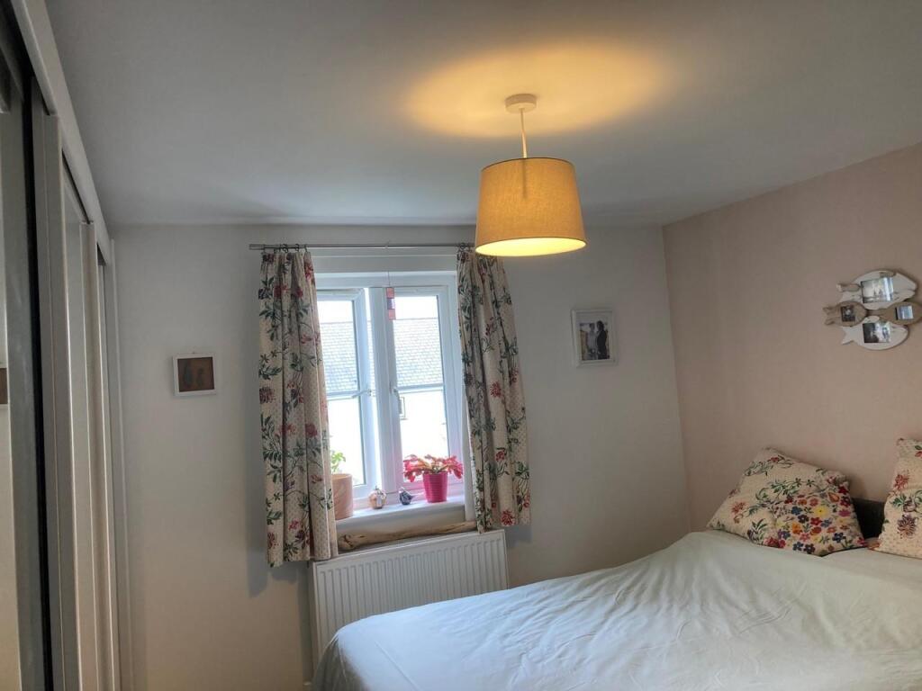 Master bedroom 2.jpg