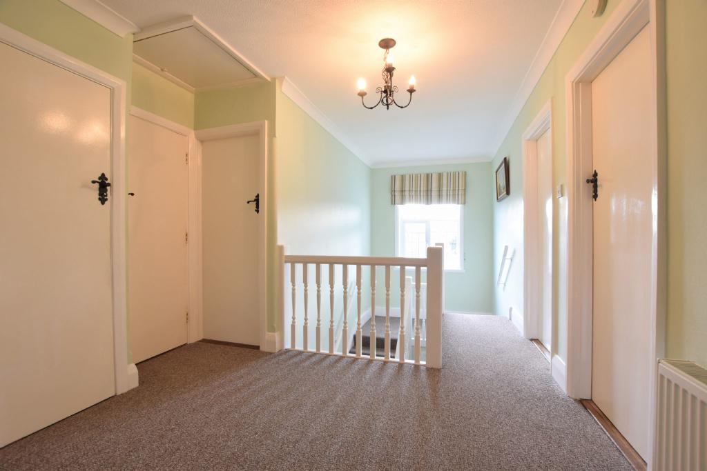 FIRST FLOOR  LANDING