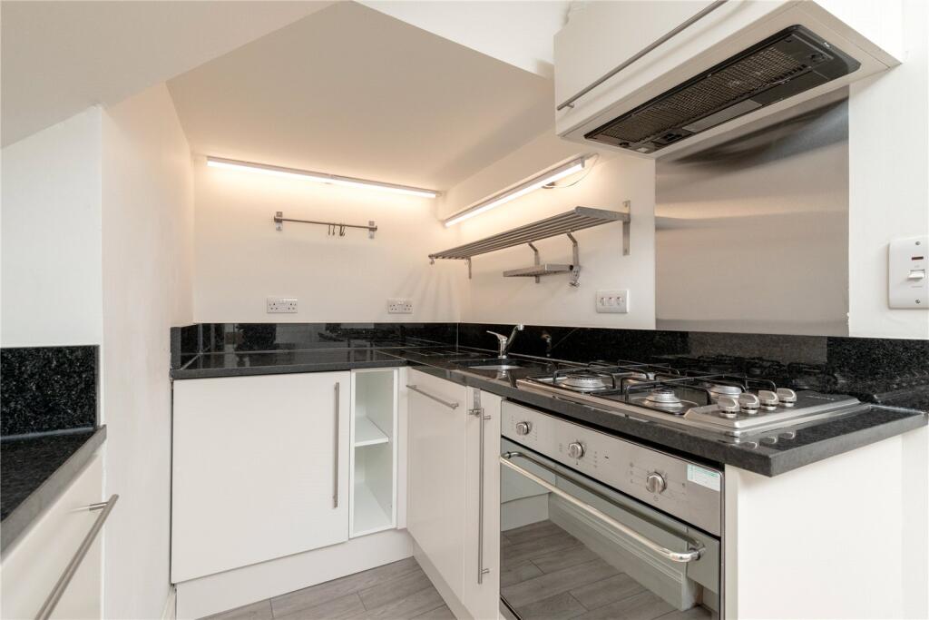 Drumsheugh Gardens 9