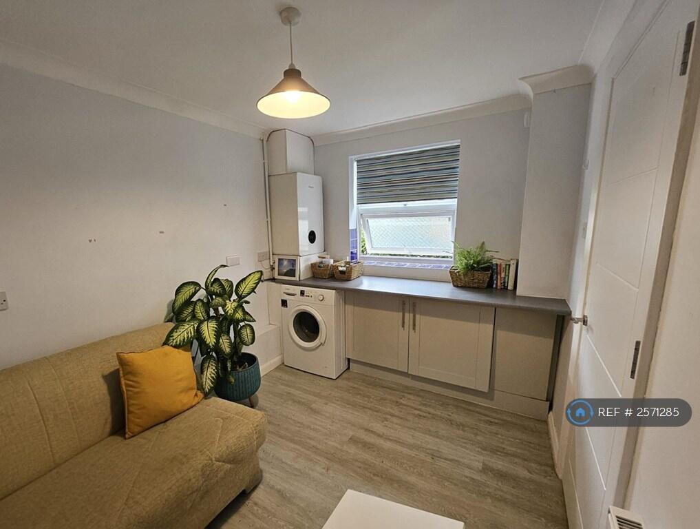 Utility Room / Office