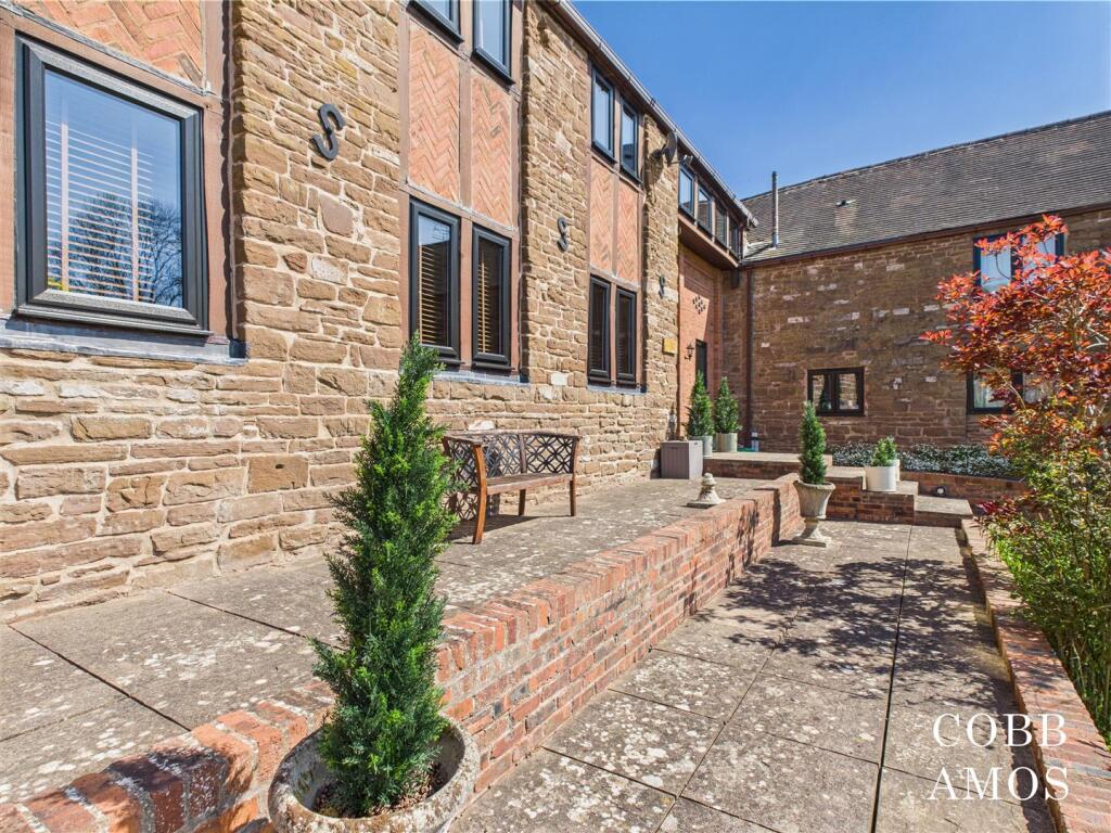 Photo 4 to add in.jpg