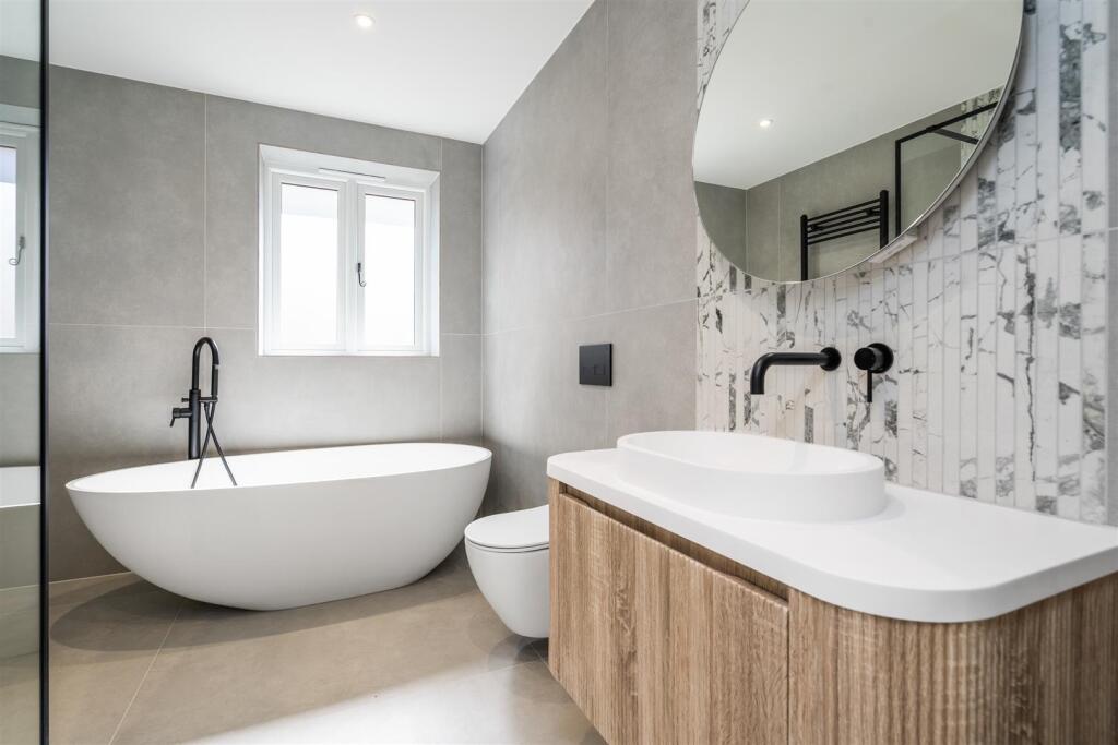24 Kingscote Road_35.jpg