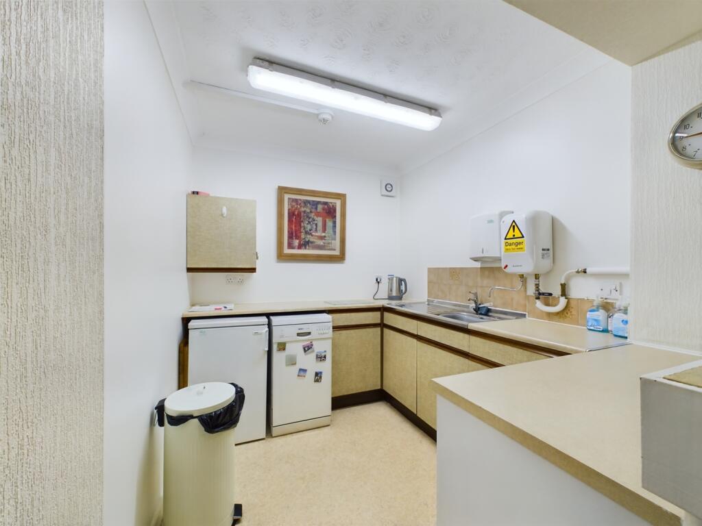 CAM02313G0-PR0061-STILL010