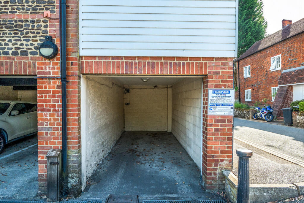 1315003-1-685c234...