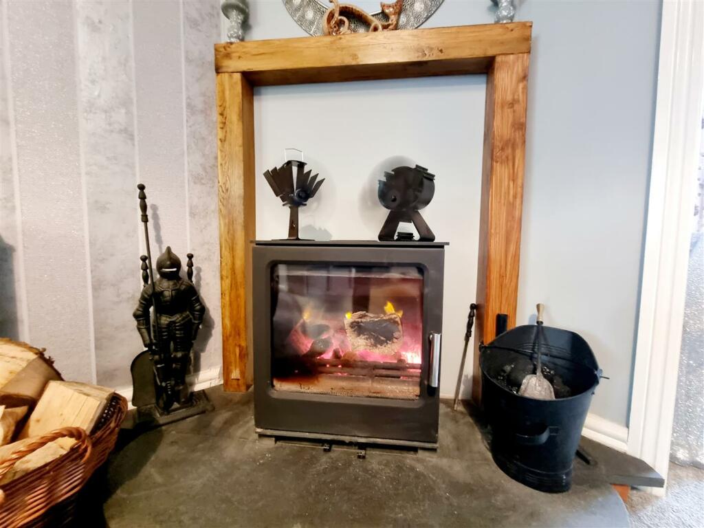 Fireplace.jpg