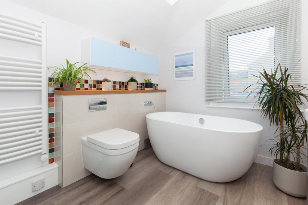 Contemporary Bathroom