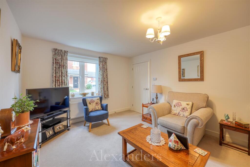 4 Elwell Grove-12.jpg