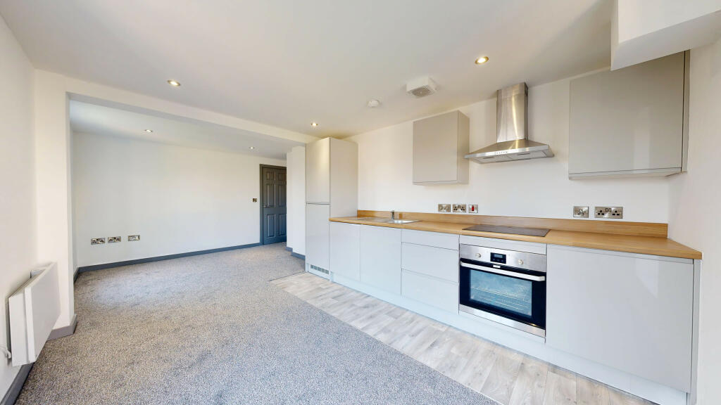 Kitchen/Lounge Area