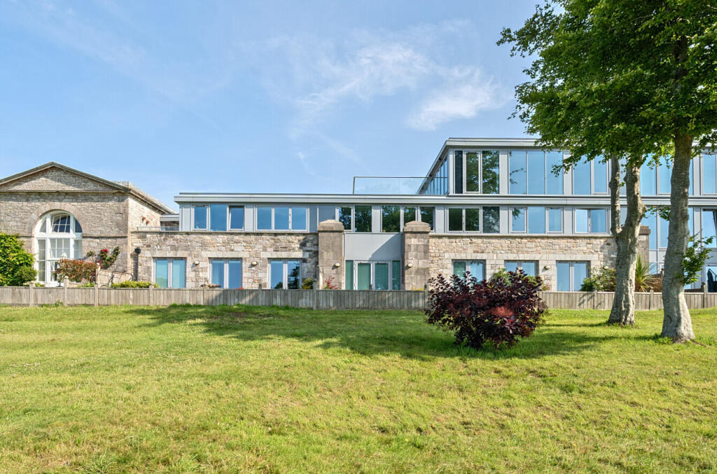 1306847-4-68513a1...