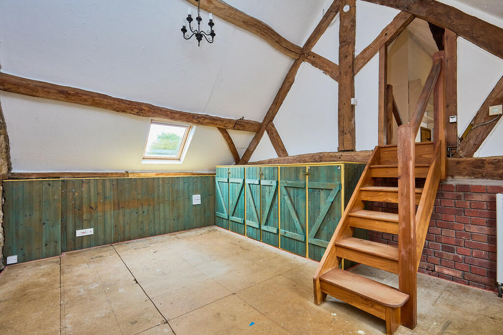 Edward Knight 202...