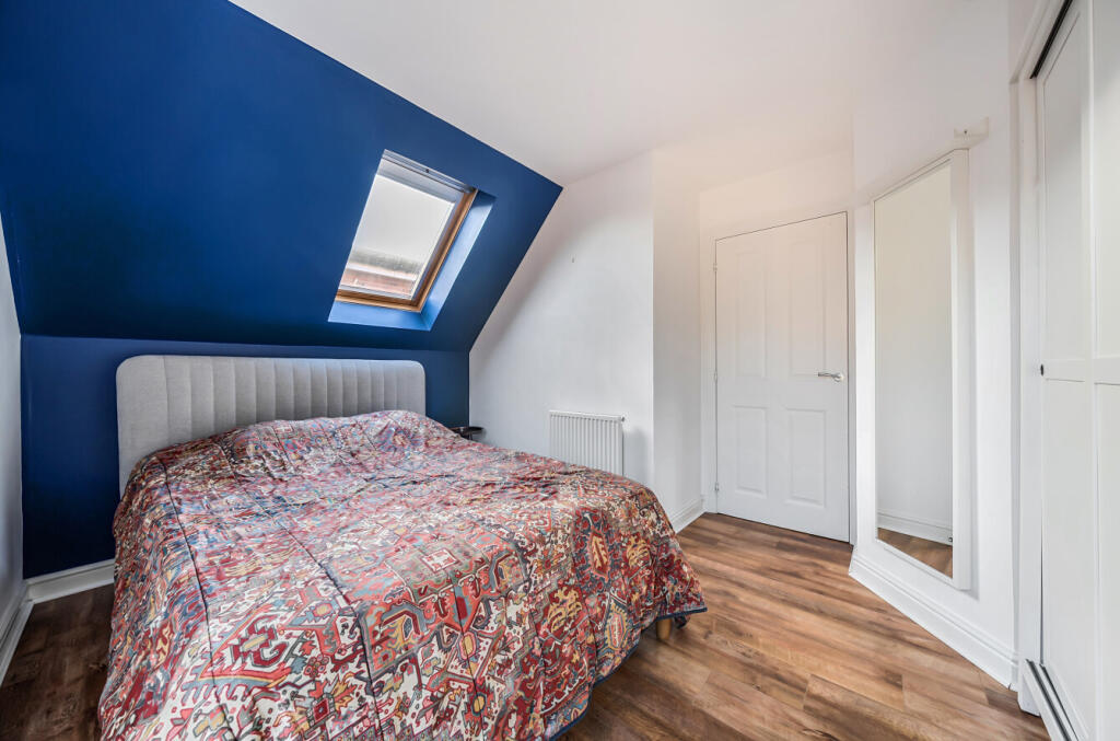 1387900-16-693fe7...