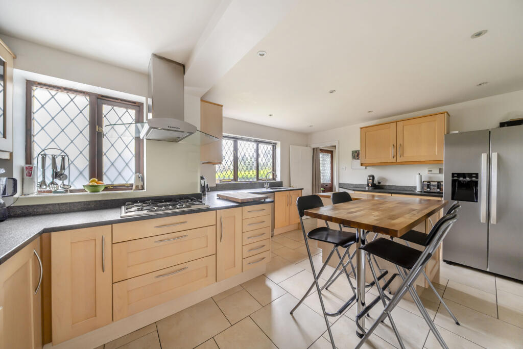 6-6818c4cd06188-1...