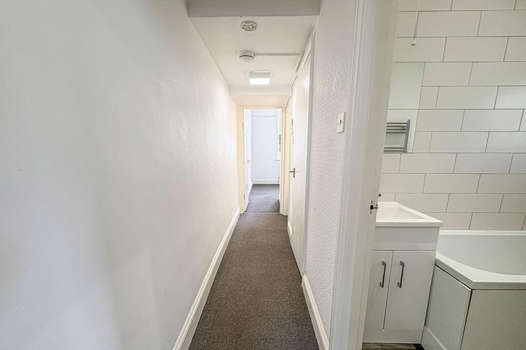 Flat 1, 20 Farm Road, Hove, BN3 1FB