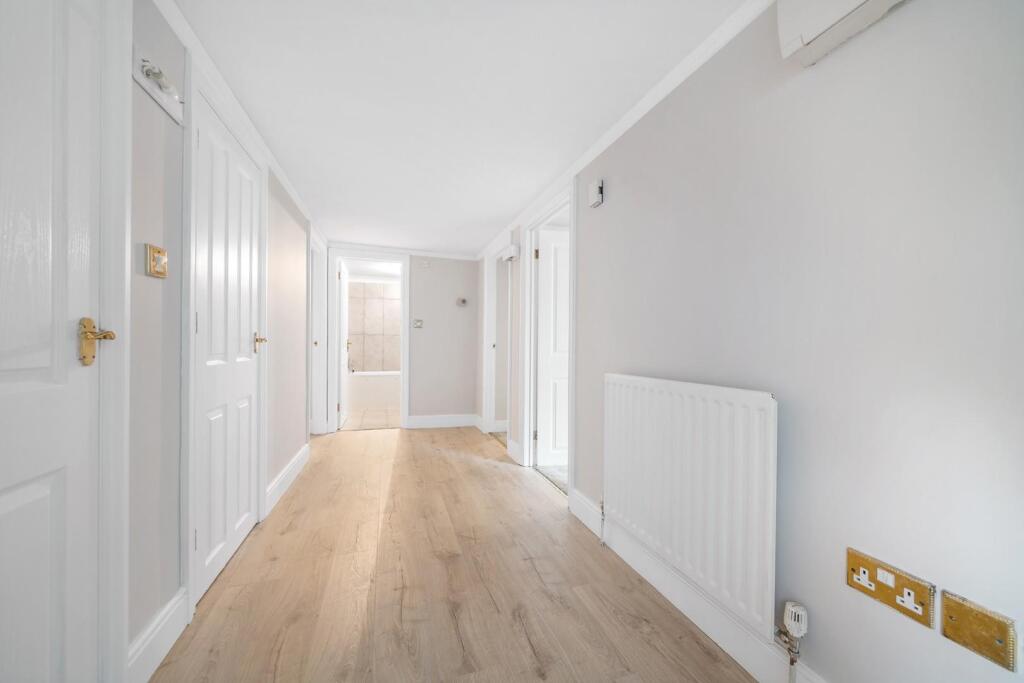 Hall.jpg