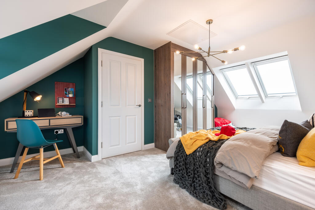 Buckingham Top Floor Bedroom