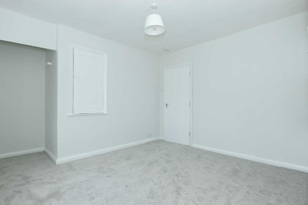 20 Manton Rd_1.jpg